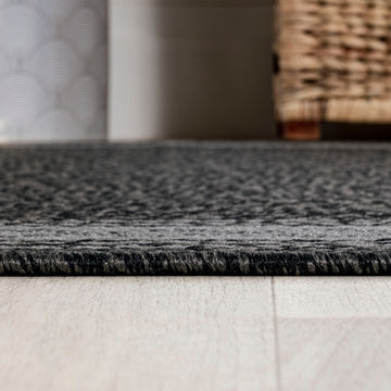 Lucia Classic Diamond Border Indoor/outdoor Area Rug